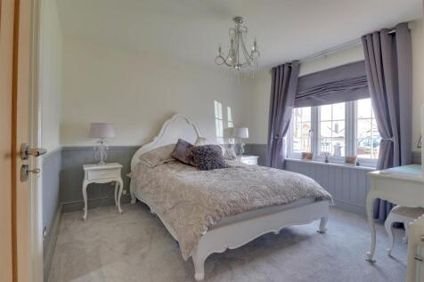 28 MARGARITE WAY-8.jpg