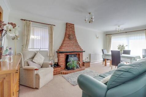 4 ALMA CLOSE-2.jpg