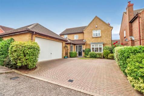 18 FRIERN WALK (1).jpg