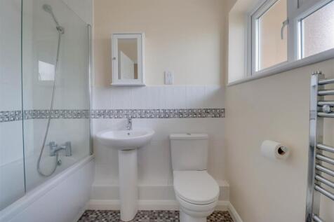 9 OAKHUEST DRIVE-7.jpg