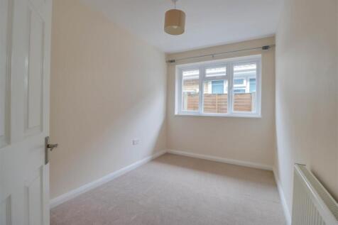 9 OAKHUEST DRIVE-10.jpg