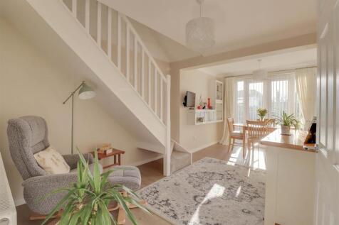 19 LAUREL AVENUE-3.jpg