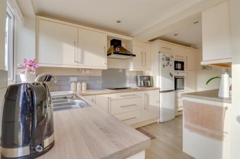 19 LAUREL AVENUE-6.jpg