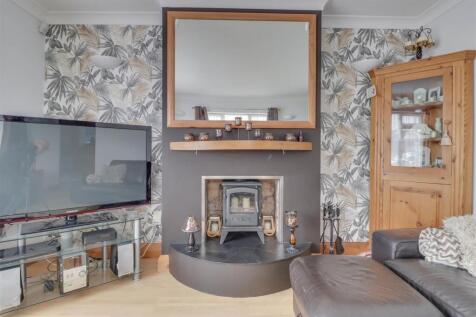 43 LINDON ROAD INSIDE-2.jpg