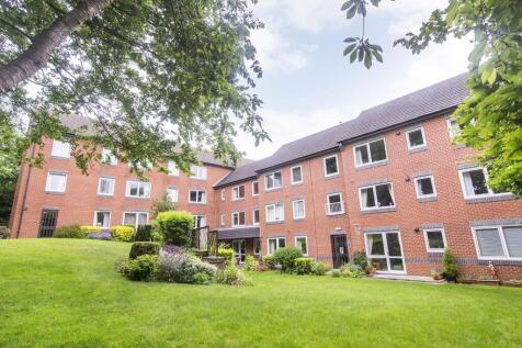 Communal Gardens &amp; Parking
