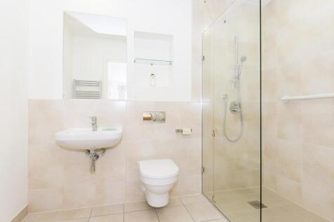 Master En-Suite Wet Room