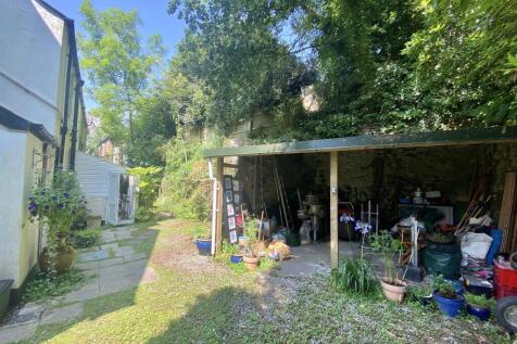 Rear Car Port