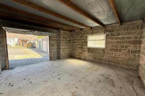 Garage with storage space