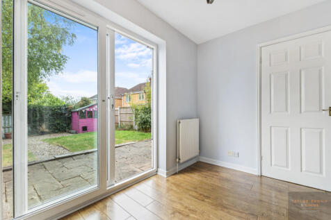 52 Peatburn Avenue-17