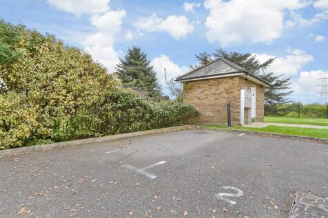 Driveway/Parking