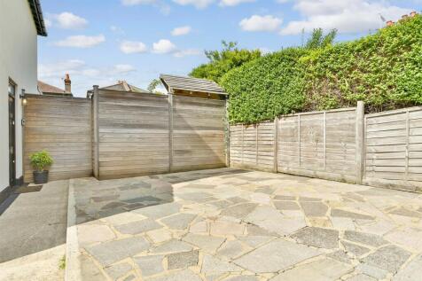 Driveway/Parking