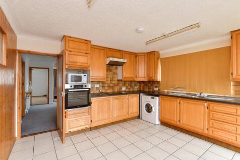 Kitchen/ Breakfast Room