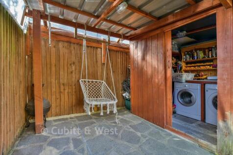 External Lifestyle Photograph