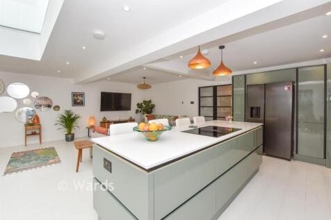 Lounge/Dining Area/Kitchen