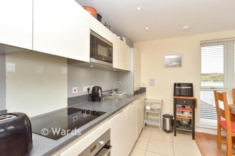 Kitchen/ Living Area