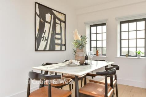 Lounge/ Kitchen/ Diner