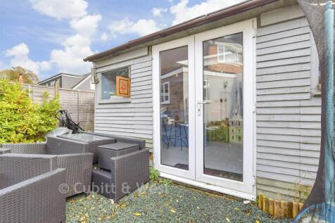 Workshop/Outbuildings