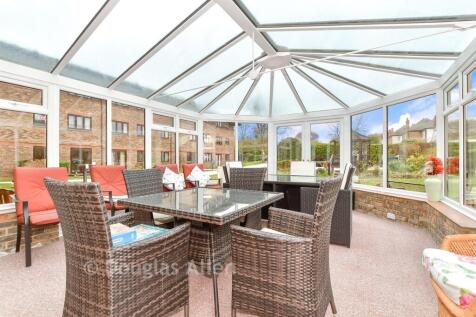 External Lifestyle Photograph