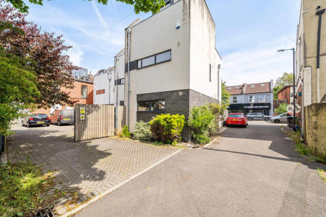 1307156-2-6843158...