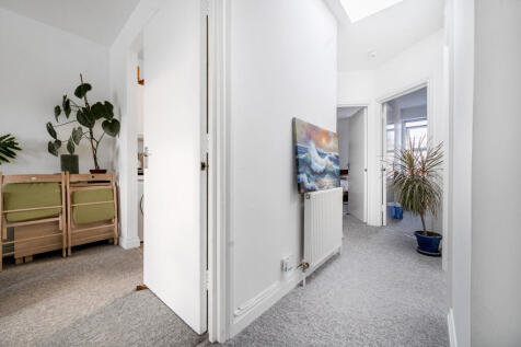 1385507-4-69280d1...