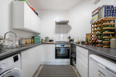 1385507-6-69280d2...