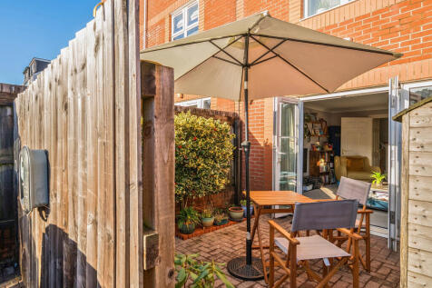 1394322-5-69454aa...