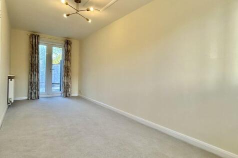 Downstairs Bedroom 3