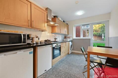 CHMAA - 37 Bowes Road - Kitchen3 (1).jpg