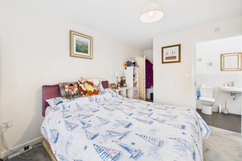 CAM05627G0-PR0014-STILL021