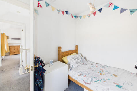 CAM05627G0-PR0018-STILL008