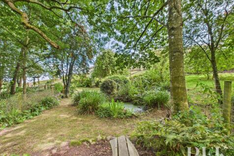 Middle Tier of Garden and Pond