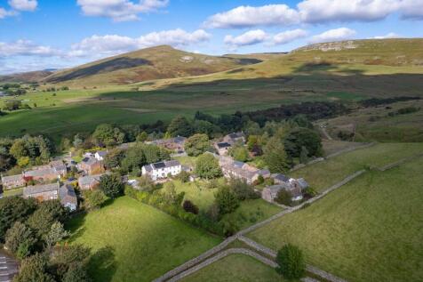 Paddock, Gardens and Property