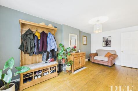 Dining Room / Boot Room