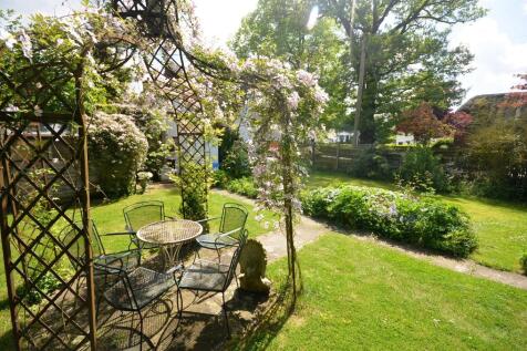 Properties For Sale in Finchingfield - Flats & Houses For Sale in