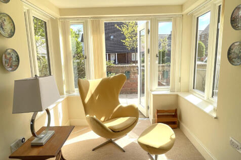 Sitting Area 