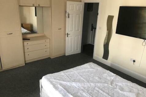 Bedroom 3.jpg