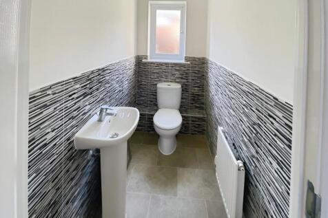 Downstairs Cloakroom.jpg