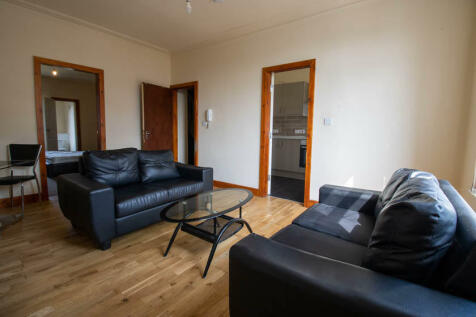 1 bedroom flats to rent in bramley