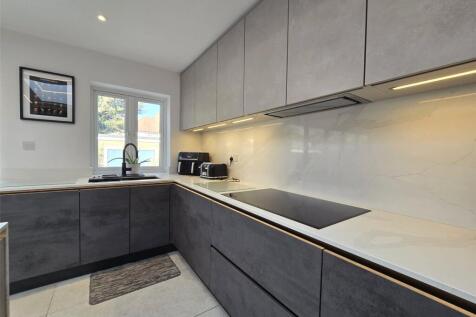 Kitchen Side