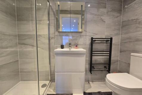 Bed 5 En-Suite