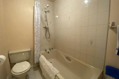 En-Suite Bathroom/WC