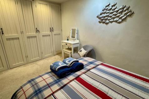 Bedroom 3/ Dining Room