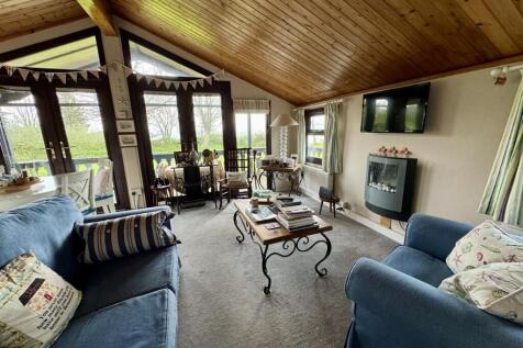 Living/Kitchen/Dining Room