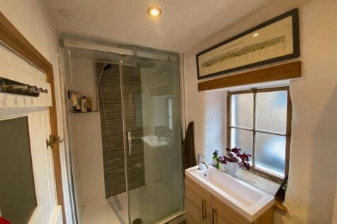 En-Suite Shower Room/WC