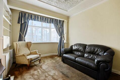 14-decdGCWT - 208 Portland Crescent - Reception 2 