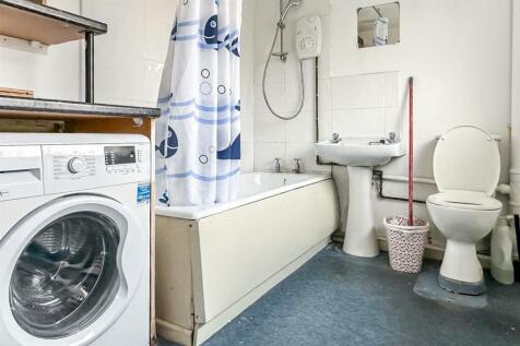 Bathroom / Utility