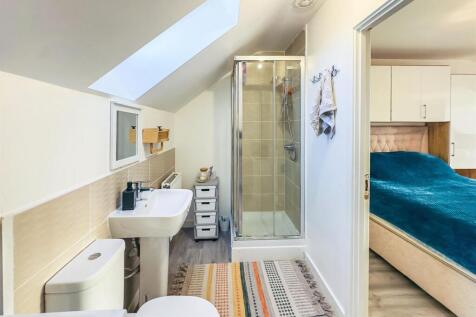 Bedroom One En -Suite