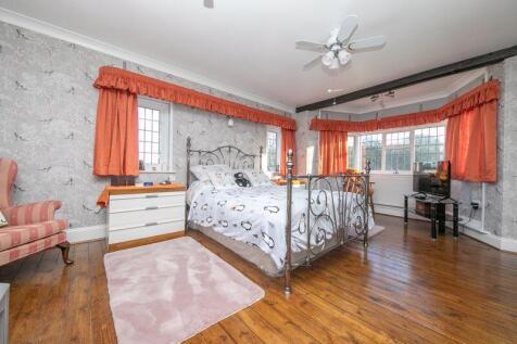 GUTTERIDGE HALL LANE