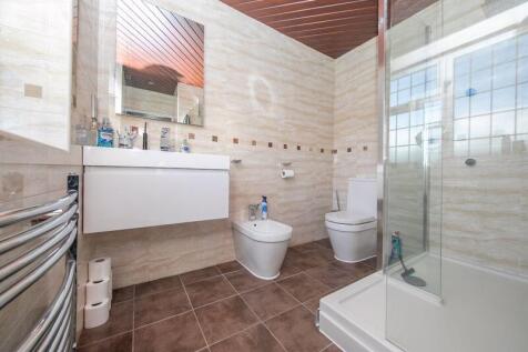 GUTTERIDGE HALL LANE