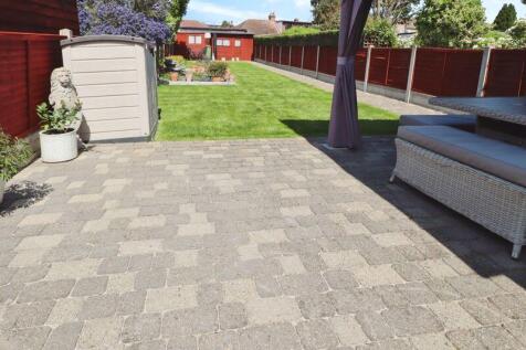 Aldborough Road